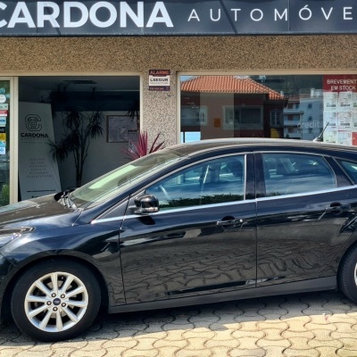 FORD FOCUS 1.0 i ECOBOST TITANIUM