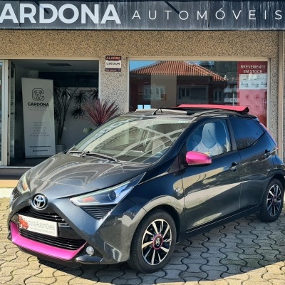 TOYOTA AYGO 1.0 X-PLAY TA em LONA