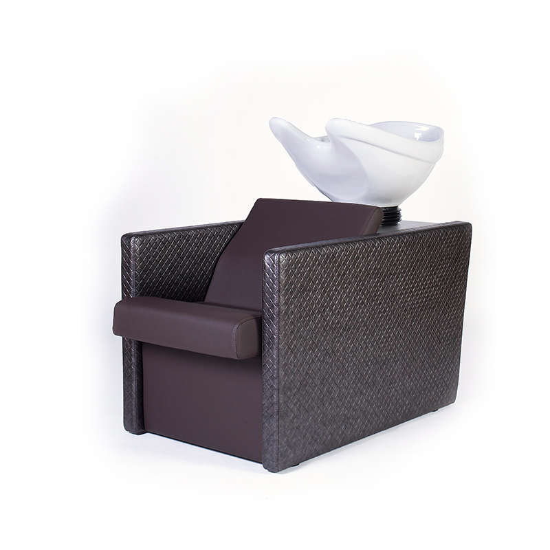 Cadeira de lavagem de cabelo castanha com bacia branca