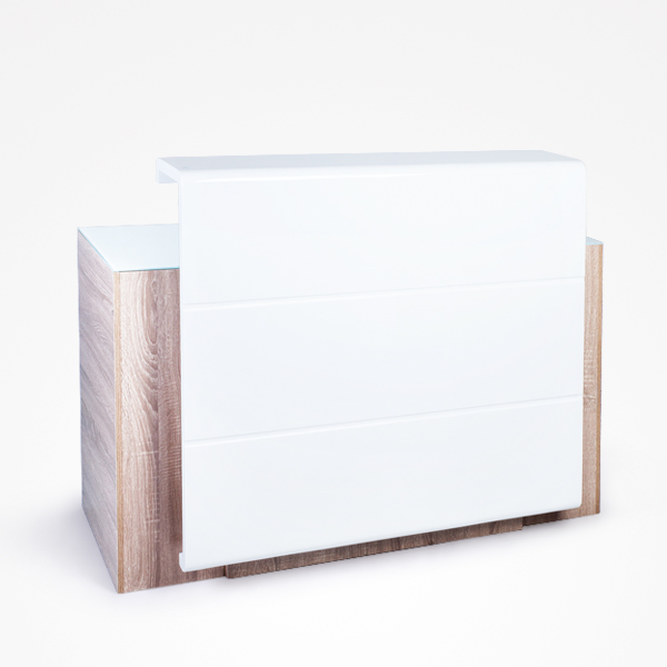 Mostrador com corpo madeira clara e fachada branca