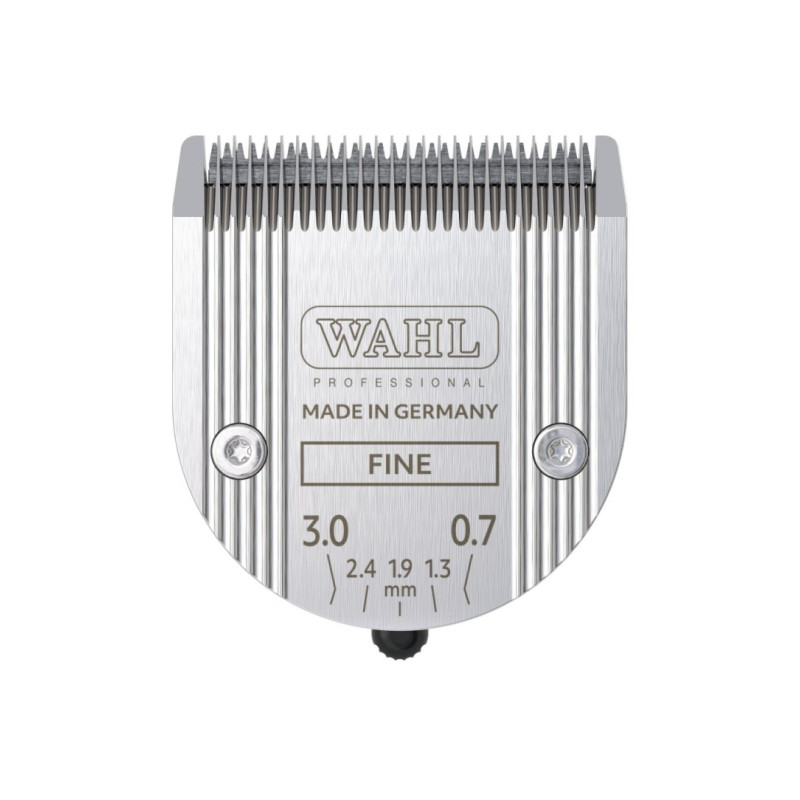 Lâmina de máquina de cortar cabelo WAHL em metal prateado com texto e medidas