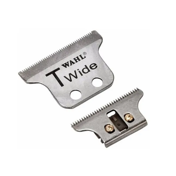 Duas lâminas metálicas para máquina de cortar cabelo, uma maior com inscrição 'WAHL T Wide'