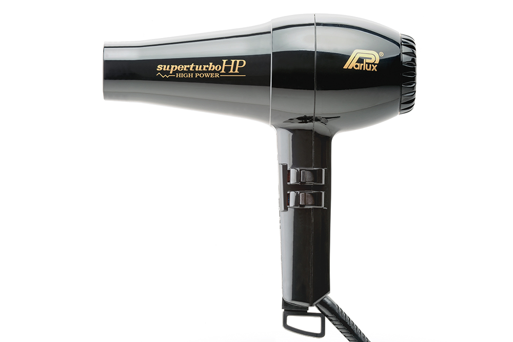 Secador de cabelo preto com texto dourado e cabo preto