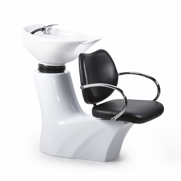 Cadeira de cabeleireiro preta com lavatório branco e torneira