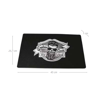 Tapete antiderrapante preto com estampa de caveira e texto Captain Cook Old School