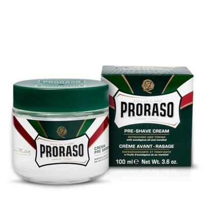 Frasco de creme de barbear Proraso com embalagem verde e branca
