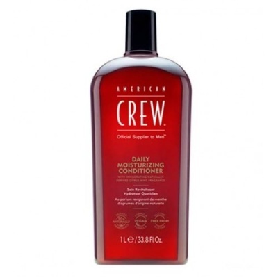 Frasco vermelho de condicionador hidratante diário American Crew para homem