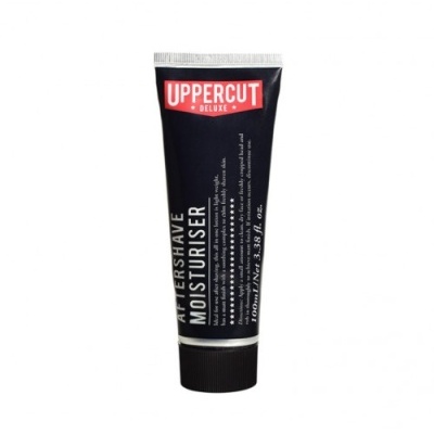 Tubo preto de hidratante pós-barba Uppercut Deluxe com texto branco e vermelho