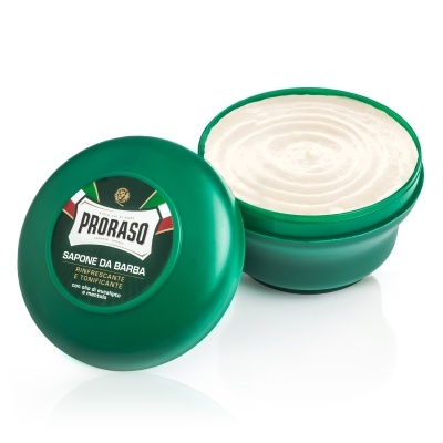 Creme de barbear Proraso em embalagem verde com tampa amovível