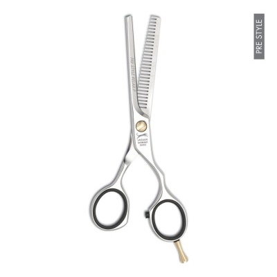 Tesoura de cabelo metálica com cabo preto e texto gravado