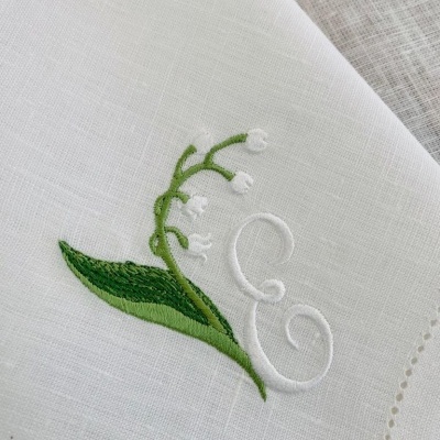 Guardanapo&#x20;letra&#x20;com&#x20;l&#x00ED;rio&#x20;do&#x20;vale