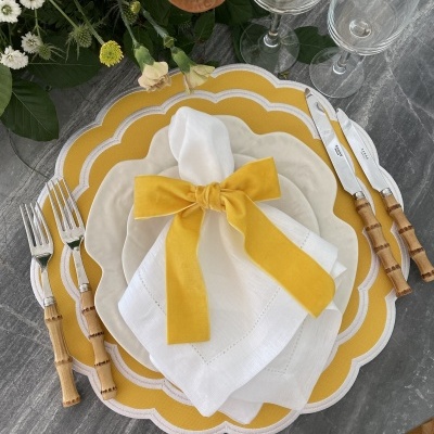 Individual&#x20;de&#x20;mesa&#x20;amor&#x20;amarelo&#x20;&#x28;imperme&#x00E1;vel&#x29;