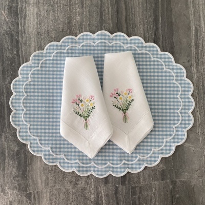 Guardanapo&#x20;buqu&#x00EA;&#x20;de&#x20;flores&#x20;&#x28;rosa&#x29;