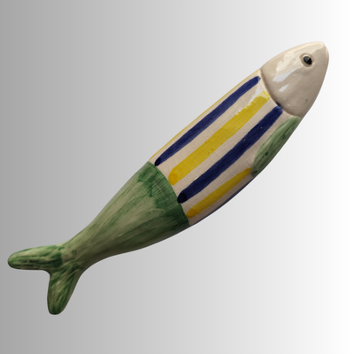 Figura decorativa em cerâmica com forma de peixe colorido