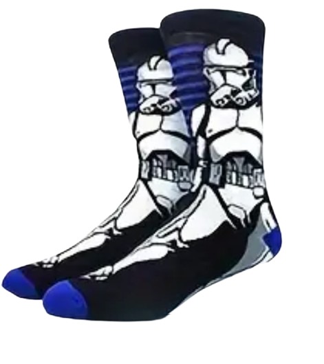Meias pretas com design azul e branco de soldados de Star Wars.