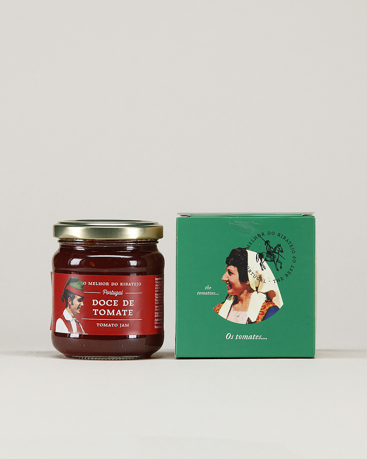 Frasco de doce de tomate com caixa verde ilustrada