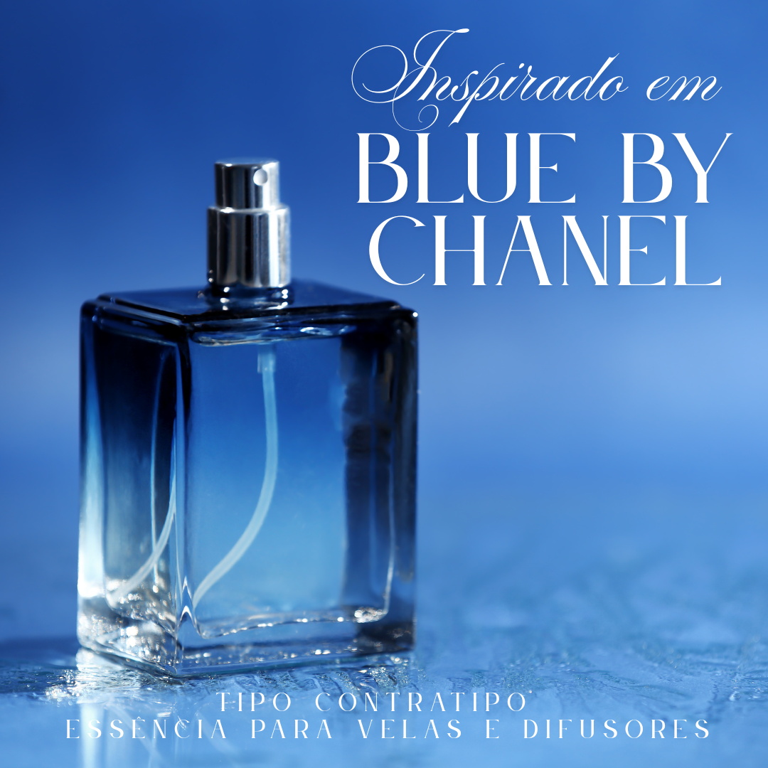 Frasco spray azul inspirado em Blue by Chanel sobre fundo azul