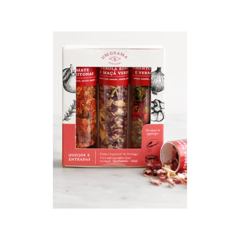 Conjunto de tubos com especiarias em embalagem branca e vermelha com texto e ilustrações botânicas