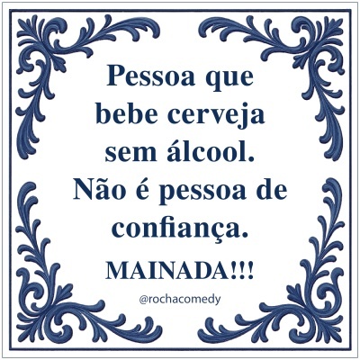 Azulejo decorativo branco com texto e ornamentos azuis