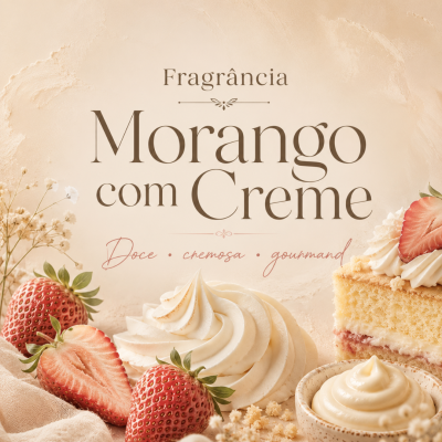Fragrância Morango com Creme com morangos frescos, chantilly, bolo e creme em taça sobre fundo bege