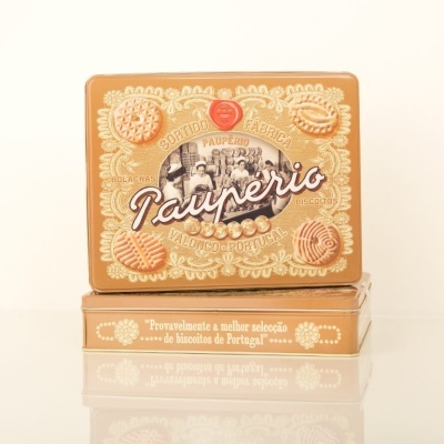 Caixa metálica castanha vintage com bolachas e texto Papério