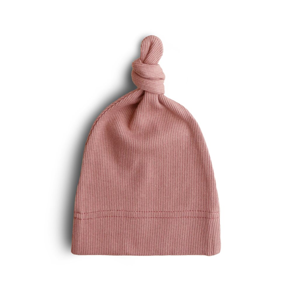 GORRO "BEANIE" Gorro rosa de malha com nó superior