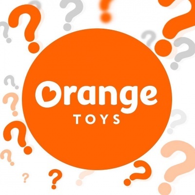 Logótipo Orange Toys num círculo laranja com pontos de interrogação