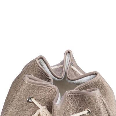 Mala de tecido bege com alças em corda branca e interior forrado branco