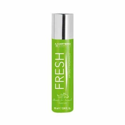 Frasco verde com tampa prateada e texto branco ARTERO COSMETICS FRESH para animais