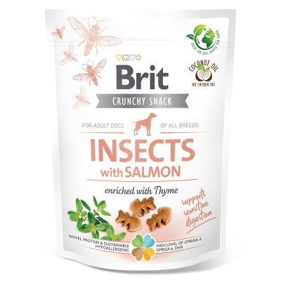 Embalagem branca de snack crocante para cães Brit Crunchy Snack Insects with Salmon