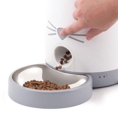 Dispositivo dispensador automático de ração para animais com taça de inox e silicone cinzento