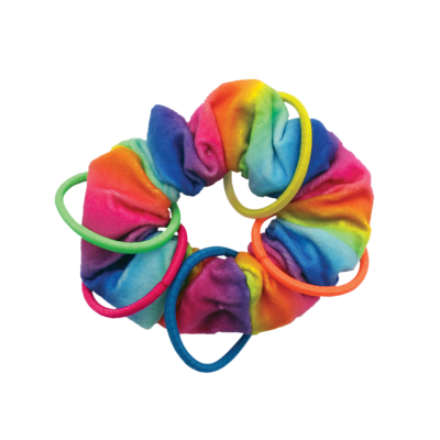 scrunchie arco-íris com vários elásticos coloridos