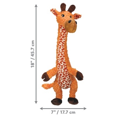 Pelúcia de girafa com manchas e detalhes castanhos medindo 45,7 cm de altura e 17,7 cm de largura