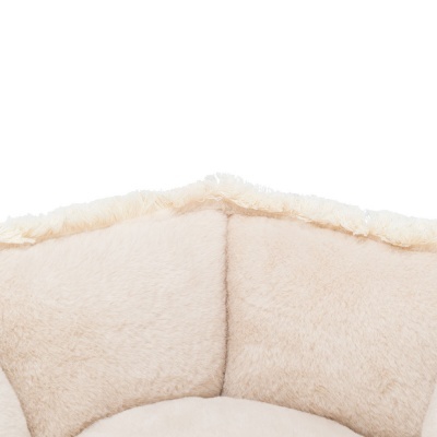 Cama para animal de estimação em tecido peludo bege claro