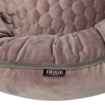 Cama para animais rosa suave com textura acolchoada e etiqueta TRIXIE