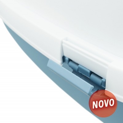 Caixa plástica branca e azul com selo 'NOVO'.