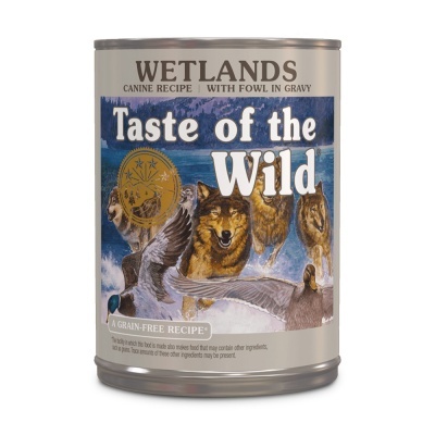 Lata de comida húmida para cães Taste of the Wild Wetlands com lobos e ganso no rótulo