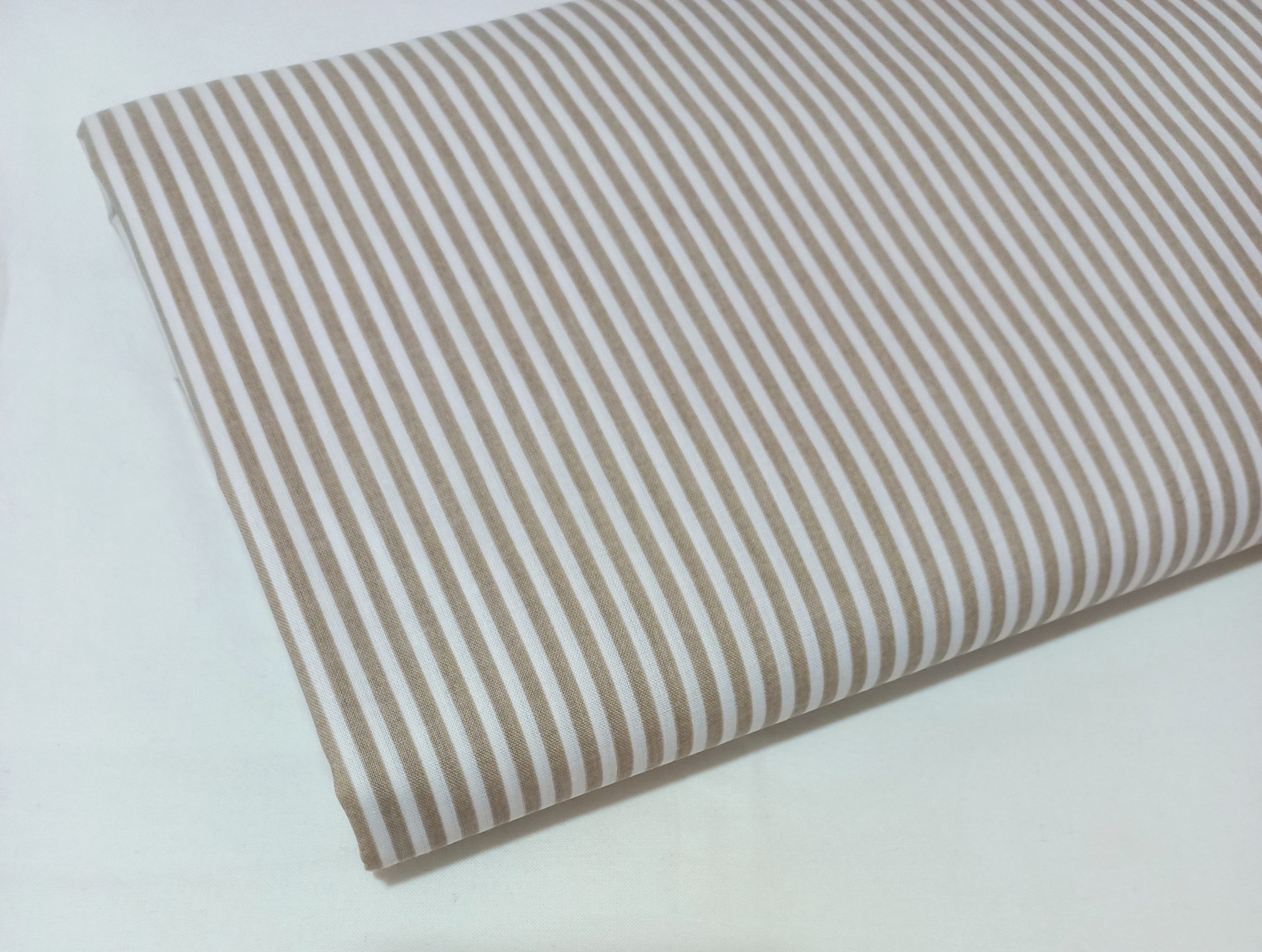 Riscas cremes e brancas Riscas cremes e brancas