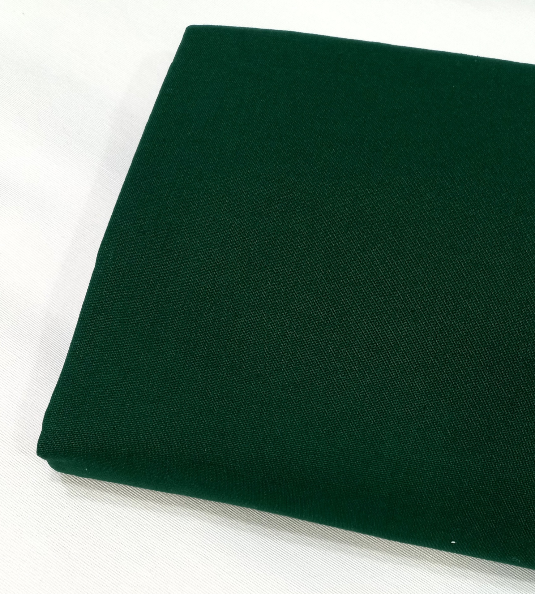 Tecido Algodão em verde Escuro Tecido Algodão em verde Escuro