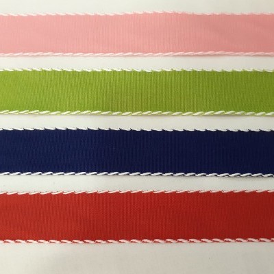 Fita de poliéster com rebordo branco