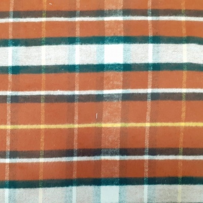 Flanela Escocesa em Telha e Bege