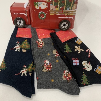 Lata com peúgos Nº2