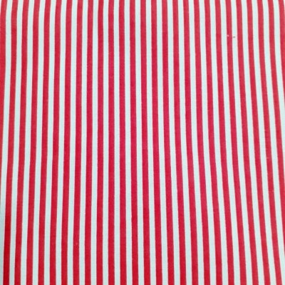 Riscas vermelhas e brancas