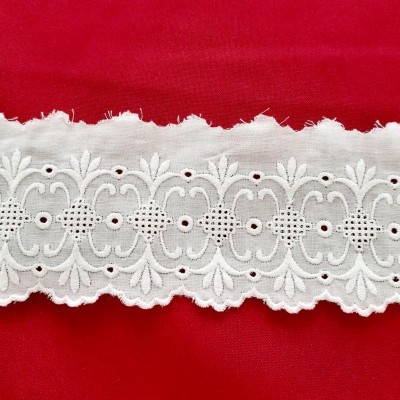 Ponta com Folhas e Rendilhado 53