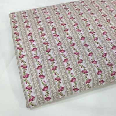 Chita creme com flores rosa