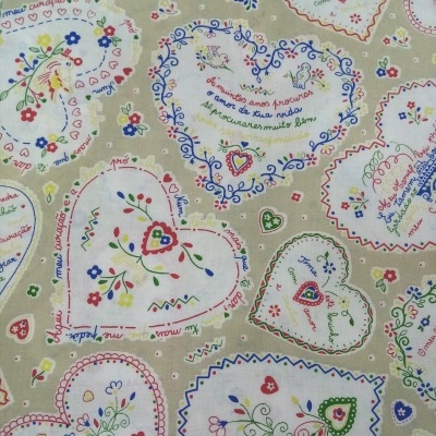 lenço dos namorados em fundo creme