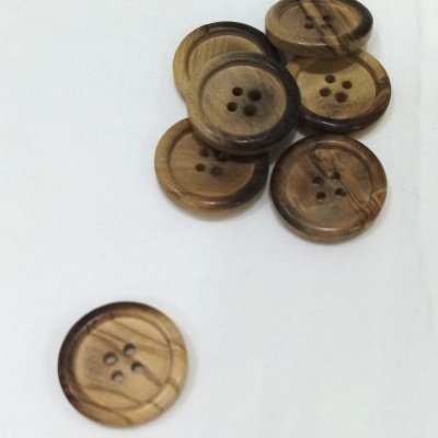 Botão de Madeira com  Rebordo 25mm