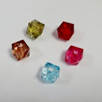 Missanga Cúbica Pequena