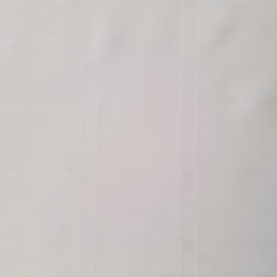 Atoalhado de mesa com quadrados grandes