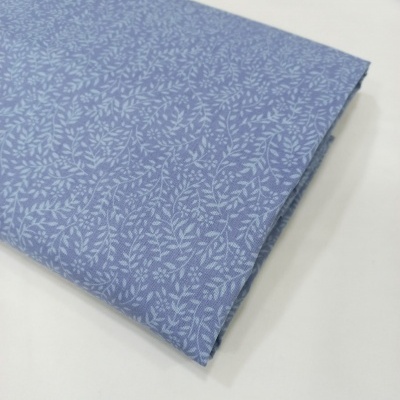 Ramagens em fundo azul